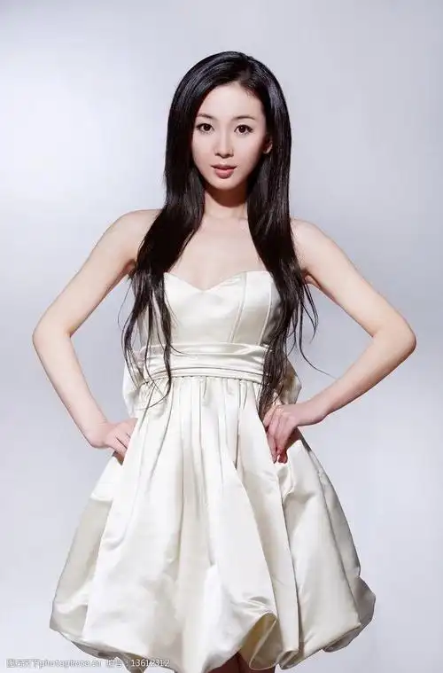 章雯淇写真图片