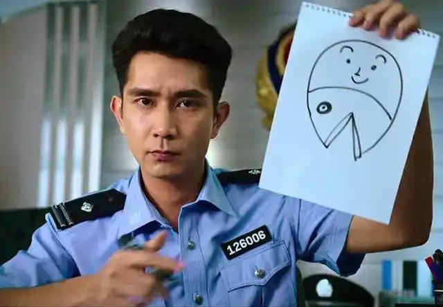 想必大家对《美人鱼》中的这两个警察印象深刻,可能你只认识文章,但