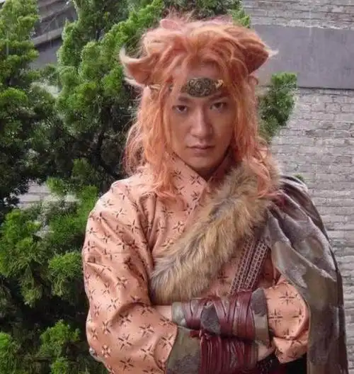 同样是演"狗狗",宝莲灯哮天犬太经典,却被周星驰用实力碾压