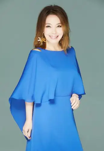 6 辛晓琪初春写真曝光 明媚气质尽显优雅魅力