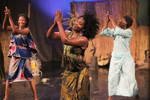 《跃动非洲:太阳之舞》达夫拉鼓乐舞蹈团(布基纳法索)@世界文化艺术节