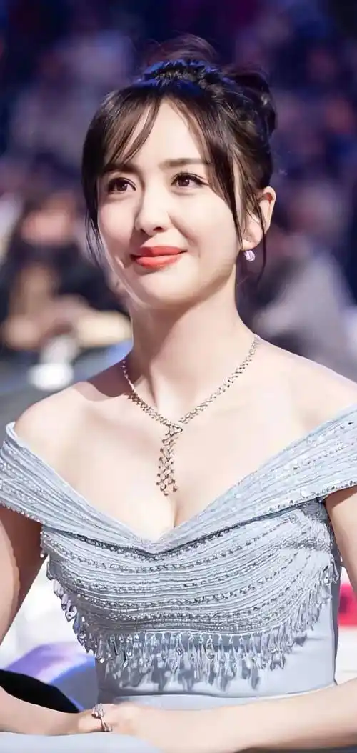 花开花落,时光不老,盛世美颜,曼妙身姿一一佟丽娅_身材_观众_眼神