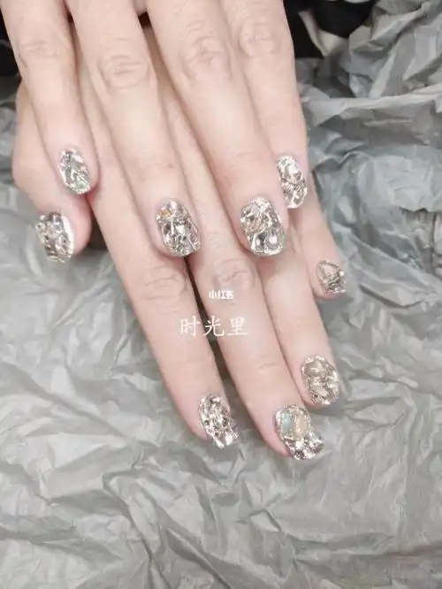 闪瞎了#新年美甲  #保山美甲  #ins美甲  #满钻美甲