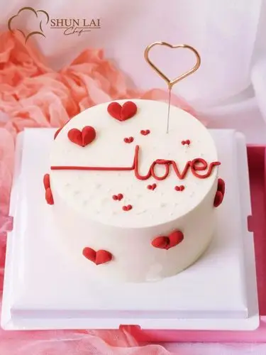 网红情人节小红书同款爱心生日蛋糕动物奶油广州同城新鲜生日蛋糕