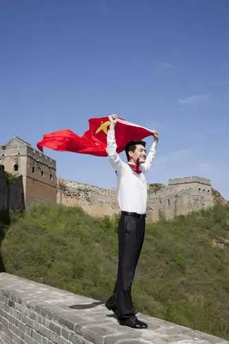 东方人,成年人,中年人,一个人,商务人士,商务男性,站,微笑,竖图,彩色