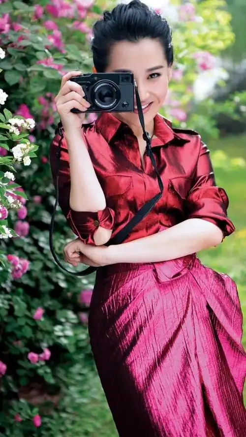 许晴照片短发著名演员许晴照片